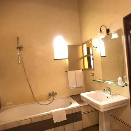 Della Vecchia Posta 3*