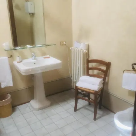 Della Vecchia Posta בית הארחה