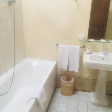 Della Vecchia Posta 3* טרווי